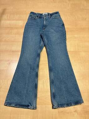 Abercrombie & Fitch High Rise Flare Jeans